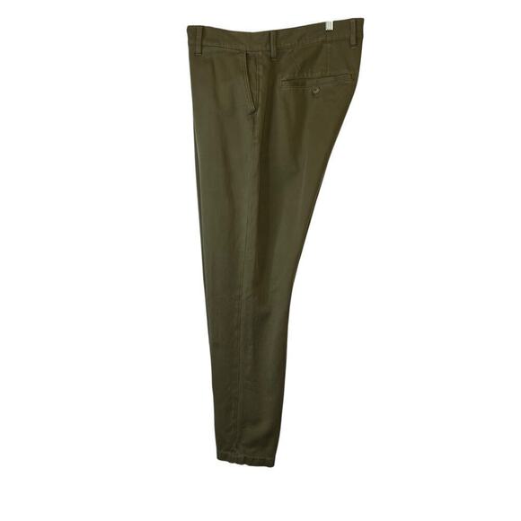 7 for All Mankind Go-To Chino in Military Green Men's Size 40 x 31 - Picture 4 of 15